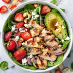 Strawberry spinach salad
